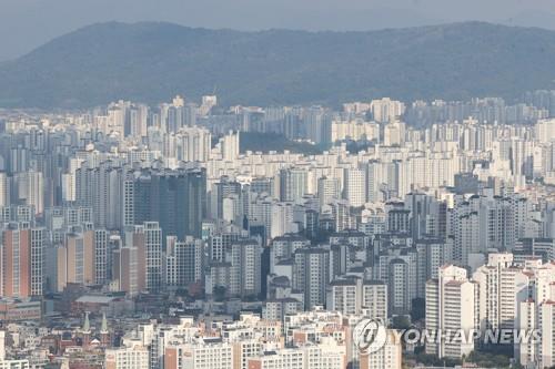 '대출 규제·상승 피로감'…서울 아파트 매매·전세 동반 위축