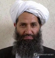은둔 깬 탈레반 최고지도자…대중 앞서 첫 연설