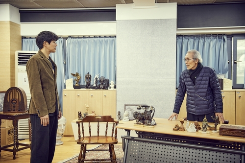 연극 '라스트 세션' 연습 장면. 배우 오영수(오른쪽)와 이상윤