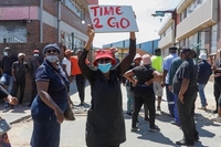 남아공 외국인 노동자 규제 강화…화웨이에 1억 벌금