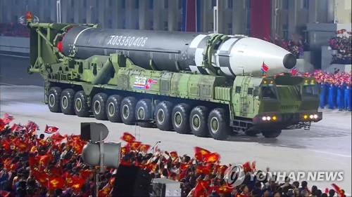 북한, 당 창건일 열병식서 신형 ICBM 공개