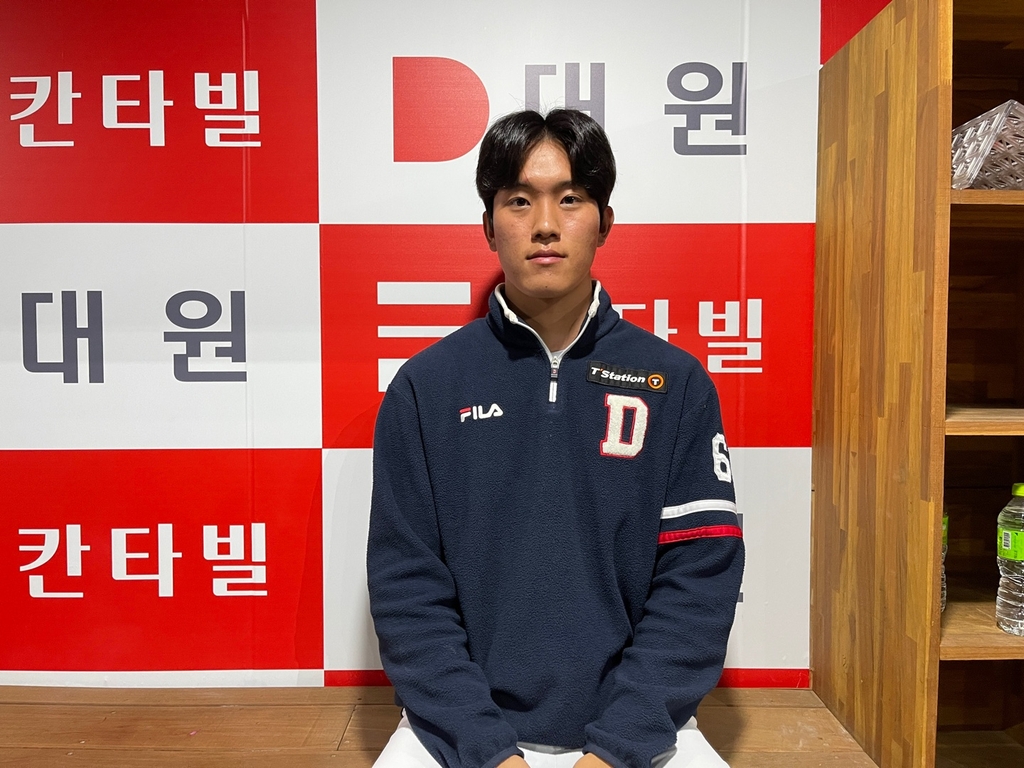 경기 후 인터뷰하는 두산 박신지