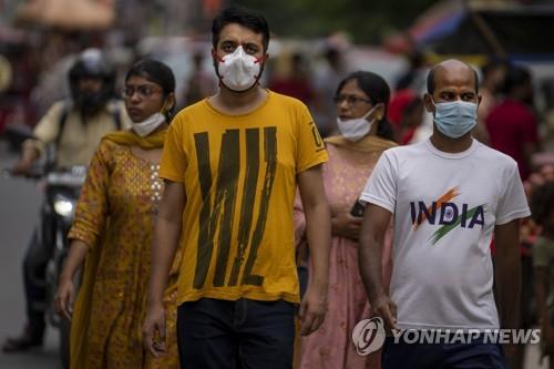 코로나 확진자 증가에 뉴델리, 마스크 미착용 벌금 재도입