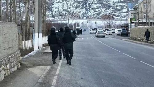 타지키스탄-키르기스스탄 국경 지역 군인들