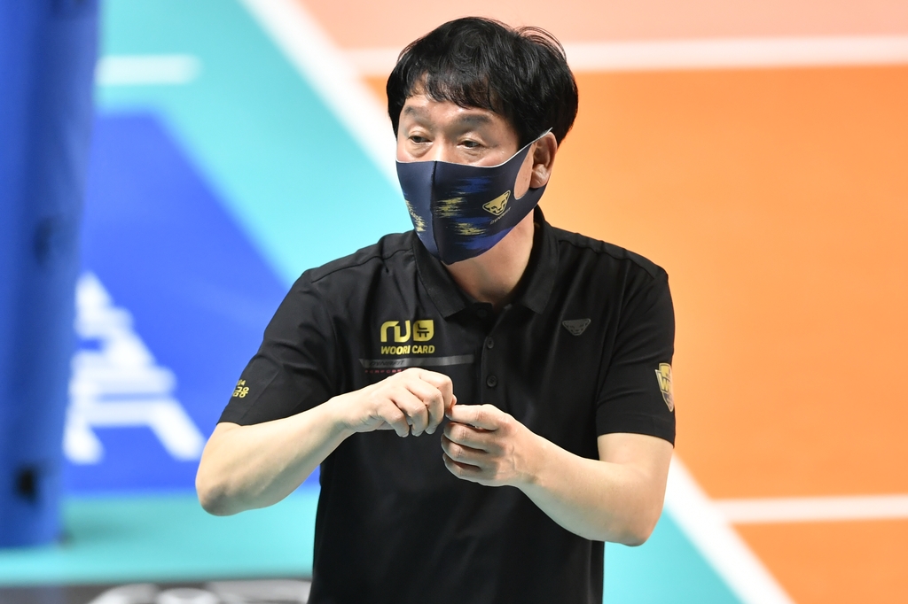 신영철(58) 감독