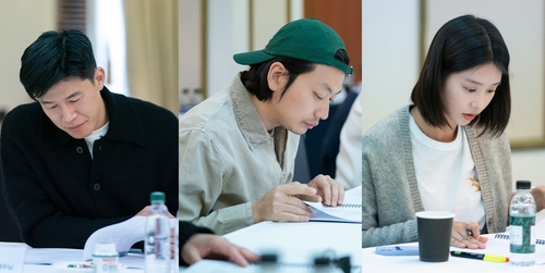 '범죄도시 4'에 합류한 (왼쪽부터) 배우 김무열, 이동휘, 이주빈