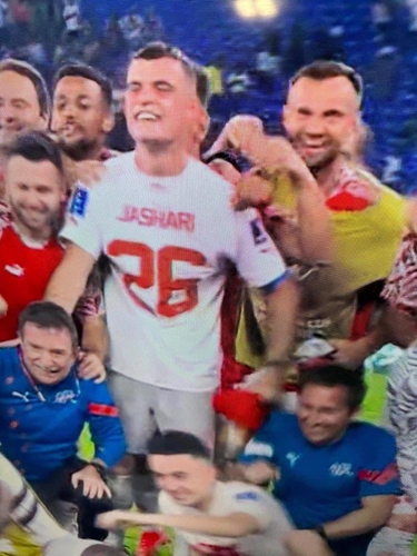 [월드컵] 알바니아계 스위스 주장 자카, 또 '정치적 메시지' 논란