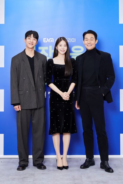 스마트폰에 갇힌 박성웅…'사장님을 잠금해제' 오늘밤 첫회