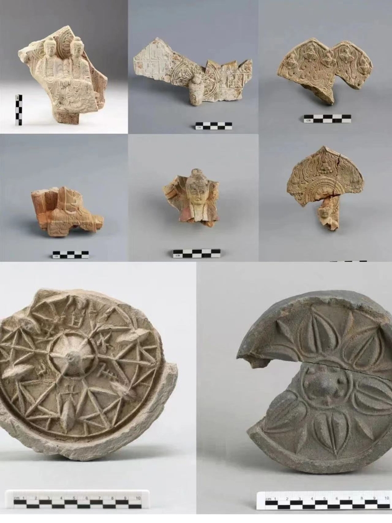 팔련성 유적지에서 발굴한 유물들