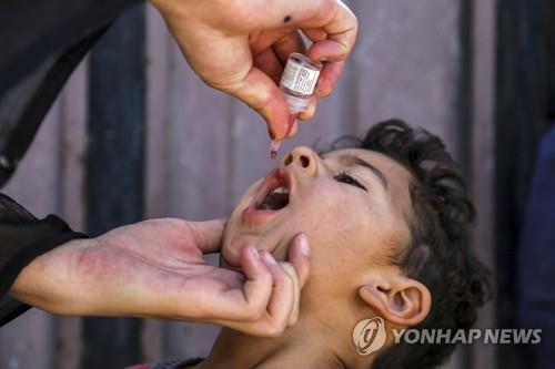 아프간, 경제난 속 소아마비 백신접종 재개…"640만명 목표"