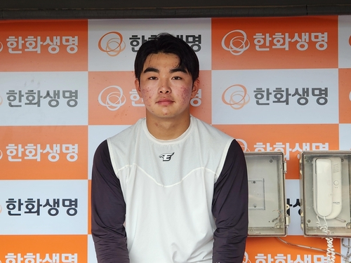한화 신인 문현빈 "상황에 맞는 타격하면서 시즌 완주"