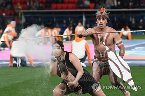 '너무 과했나' 뉴질랜드 영어-마오리어 이중 교통표지판 논란