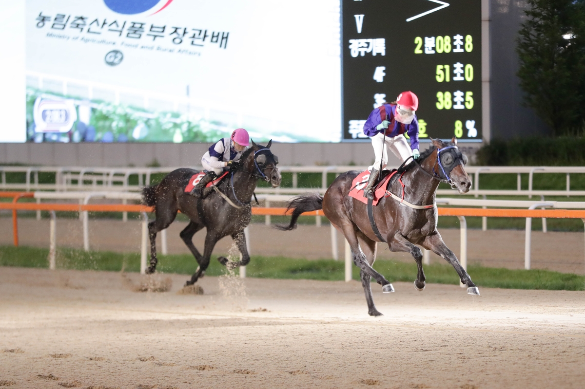 김혜선 기수