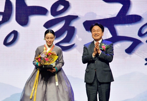 임방울 국악제 대통령상에 박자희 씨