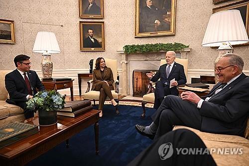 바이든, 상·하원 여야 지도부와 예산 회동[AFP 연합뉴스 자료사진. 재판매 및 DB 금지]