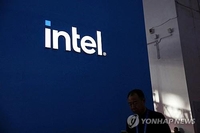 WSJ "中, 이동통신사에 미국산 서버용 CPU 사용 중단 지시"