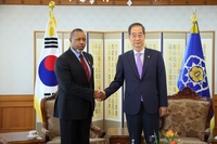 한총리, 아프리카 수석대표와 연쇄 회담…韓 대북정책 지지 당부