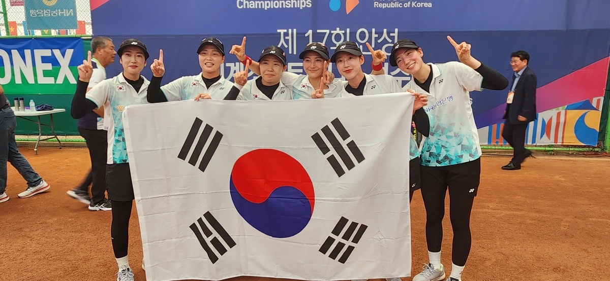금메달을 따낸 여자 단체전 국가대표 선수단