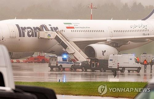 함부르크공항에 2023년 10월 계류중인 이란항공 항공기