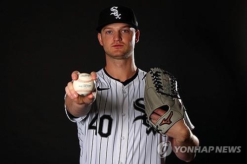 MLB 워싱턴, '0승 10패' 투수 소로카와 130억원에 1년 계약