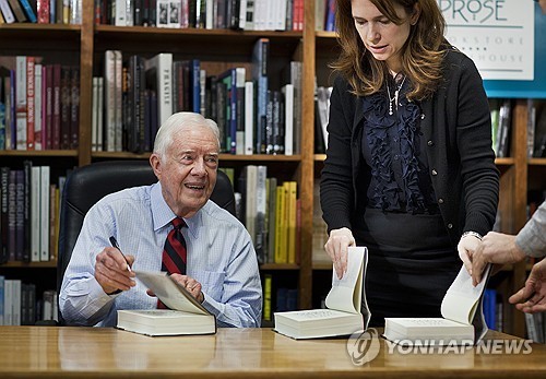 '퇴임 후가 더 빛난 美 최장수 대통령' 지미 카터 100세로 별세(종합)