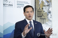 "美, 유학생 SNS 심사 의무화 추진…유학비자 인터뷰 일시 중단"