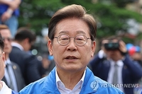 동남투자은행 vs 산은 부산 이전…선거 막판까지 공방
