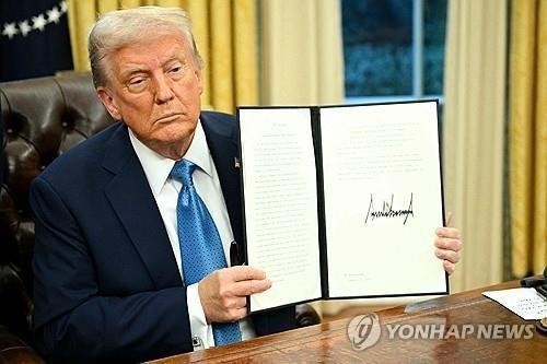 트럼프, '외국인 관광객 美국립공원 입장료 인상' 행정…