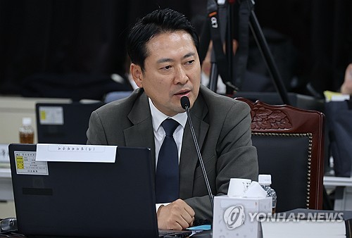 국힘 쇄신대상 지목에 장동혁 "오발탄"·윤상현 "희생하…