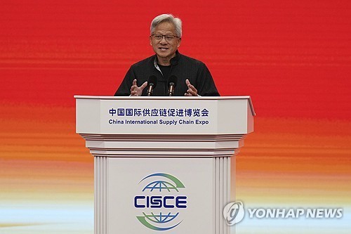엔비디아 날아갈 때 애플·테슬라는…AI 성적에 엇갈린 …