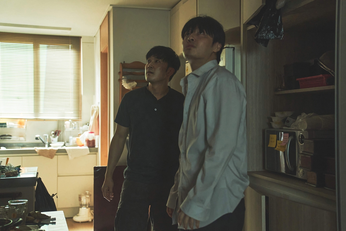 영화 '84제곱미터' 속 한 장면