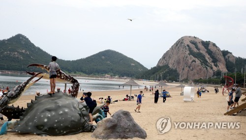 섬，노을 그리고 여름밤…군산 선유도해수욕장서 26일 노…