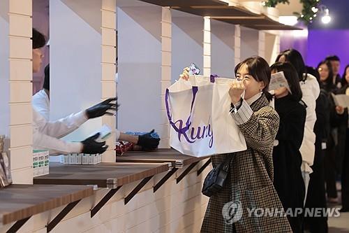 컬리, 올 상반기 영업이익 첫 흑자…매출 소폭 증가