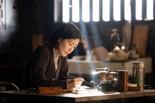 심은경 주연 '여행과 나날' 로카르노국제영화제 황금표범상