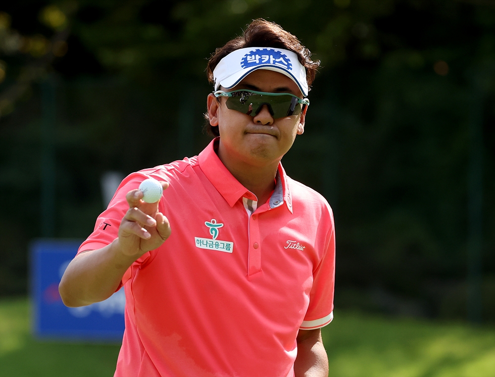 박상현, KPGA 투어 동아회원권그룹오픈 3R서 5타 차 단독 선두