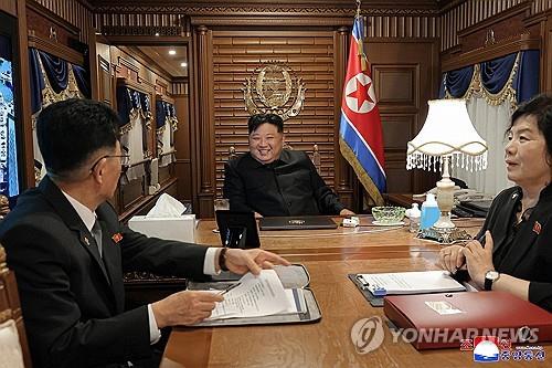 김정은, 中전승절 참석차 열차로 출발