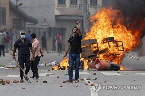 불 타는 바리케이트
