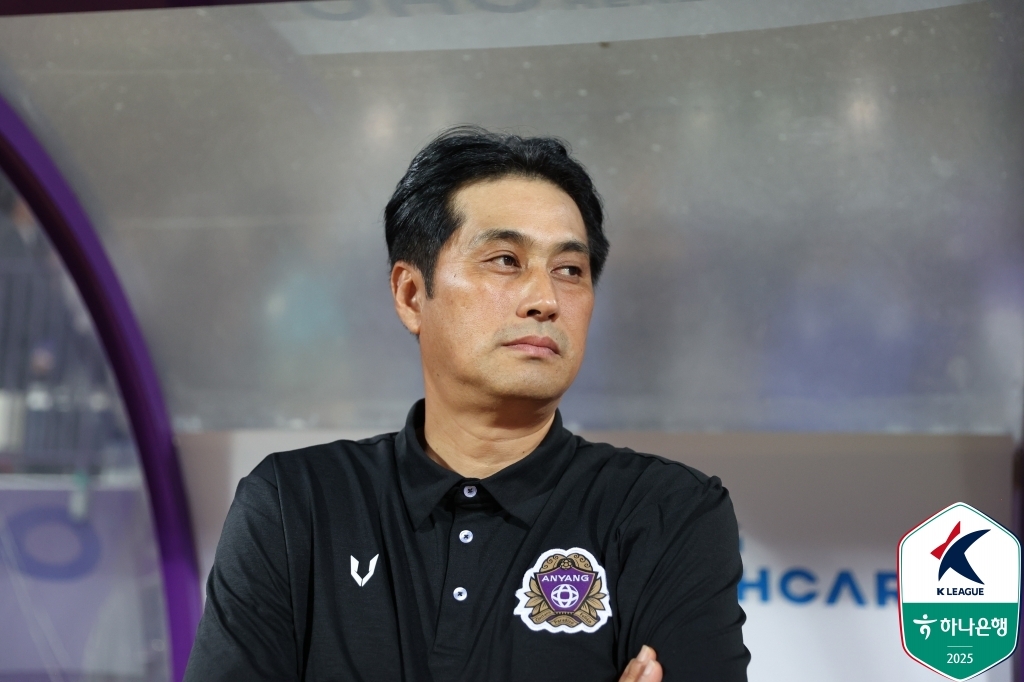 1부 '첫 3연승' 안양 유병훈 감독 목표는 파이널A…기회 올 것