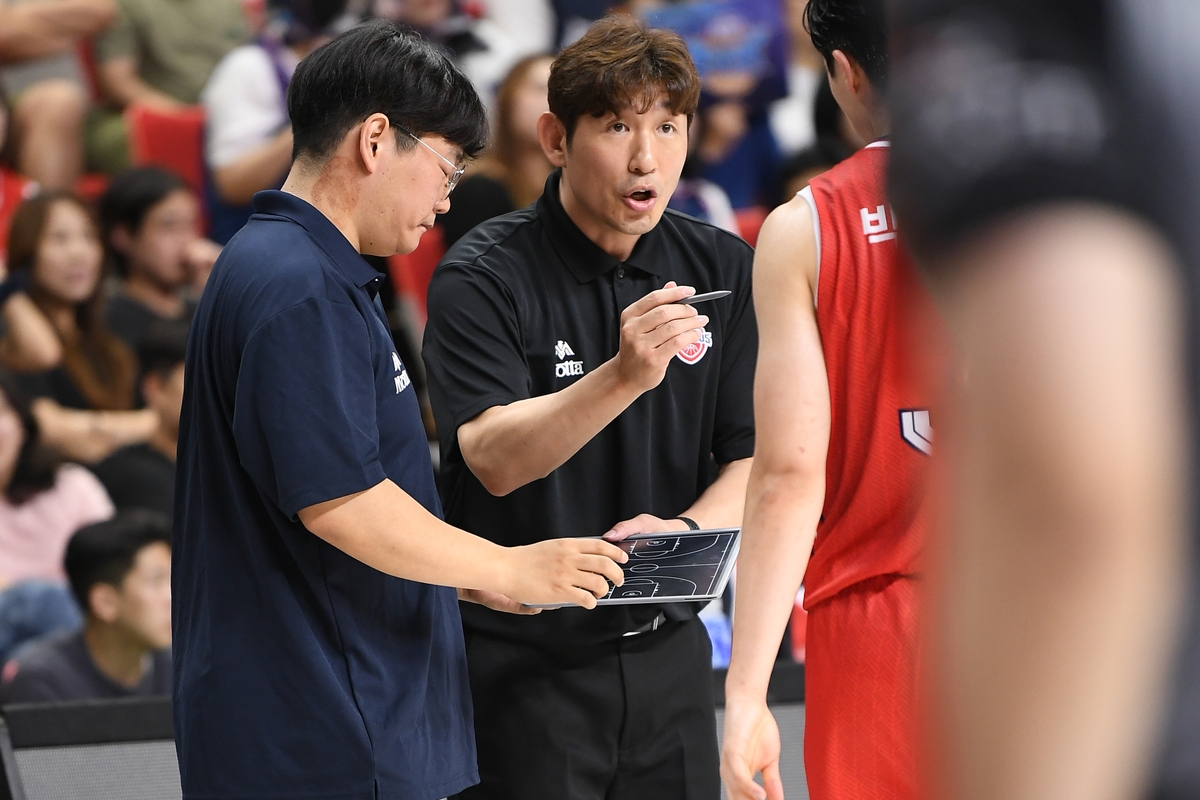 양동근의 현대모비스, 프로농구 시범경기 첫판서 KCC 완파