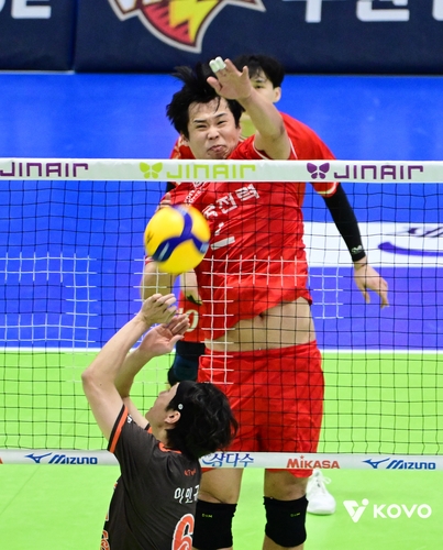 한국전력 서재덕의 가로막기