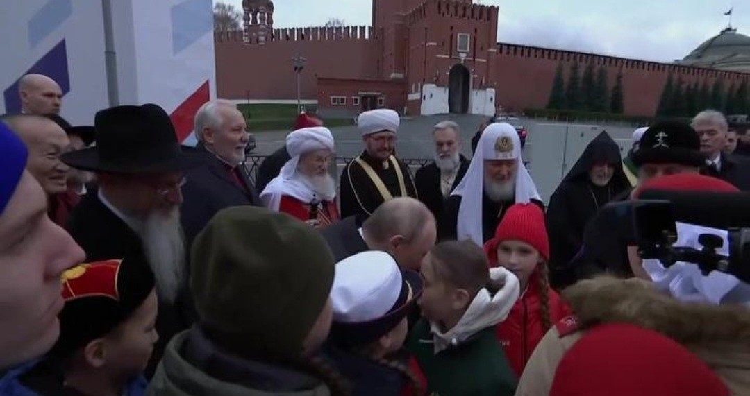 11세 소녀 키라의 청원 듣고 반응하는 푸틴