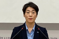 공무원에게 &quot;남들 먹을때 먹고 크지 뭐했나&quot; 발언한 구의원