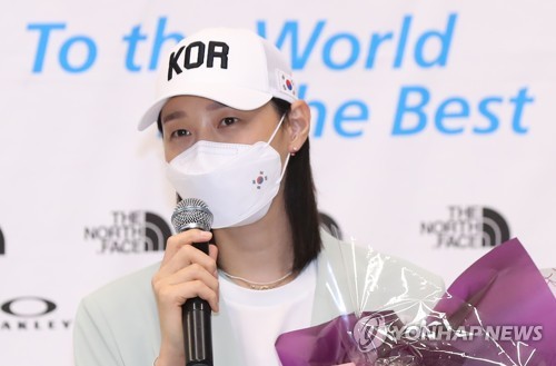 La estrella del voleibol Kim Yeon-koung deja abierta la posibilidad de regresar a la competición internacional