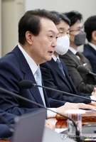 Yoon presidirá una reunión para discutir las medidas contra los camioneros en huelga