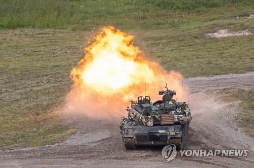 (AMPLIACIÓN) Corea del Sur y EE. UU. se preparan para los mayores simulacros de fuego real en la historia de la alianza
