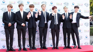 ＢＴＳ　「２０１８ＭＴＶ　ＥＭＡ」で２冠（１１月６日）