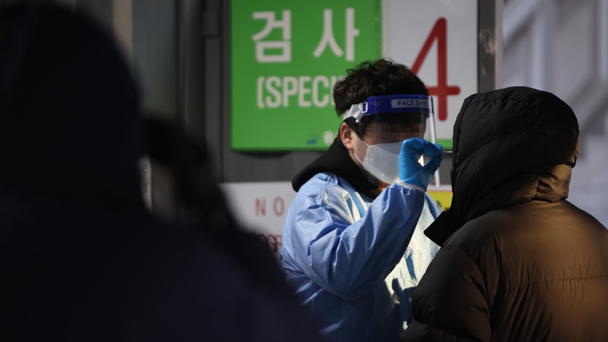 الإصابات بكورونا ترتفع لتتخطى 30 ألفا في كوريا الجنوبية