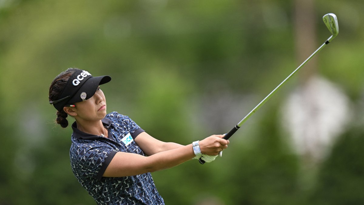 신지은, 여자 PGA 챔피언십 3R 1타 차 2위