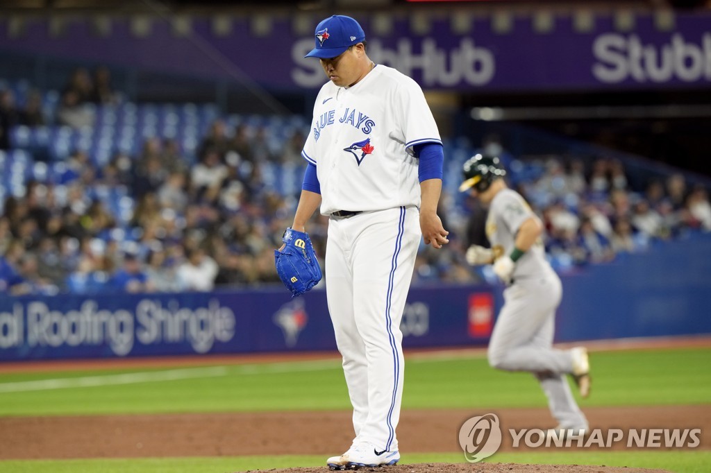 Blue Jays' Ryu Hyun-jin shaky for 2nd straight outing, dealing with sore arm