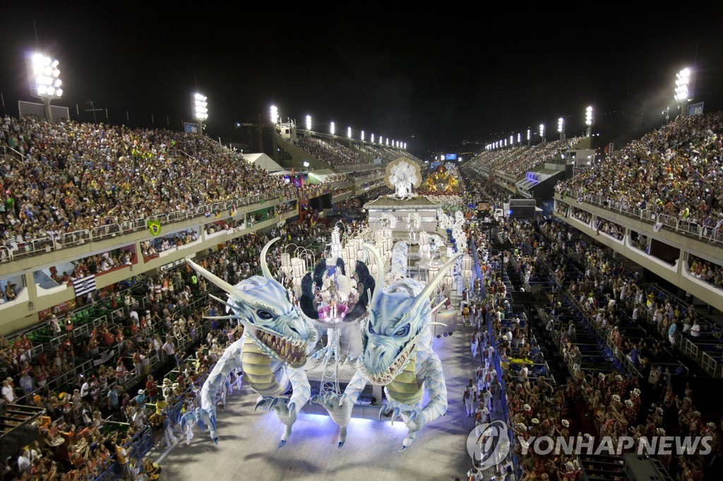 브라질 카니발 출제 삼바 퍼레이드(2013년)